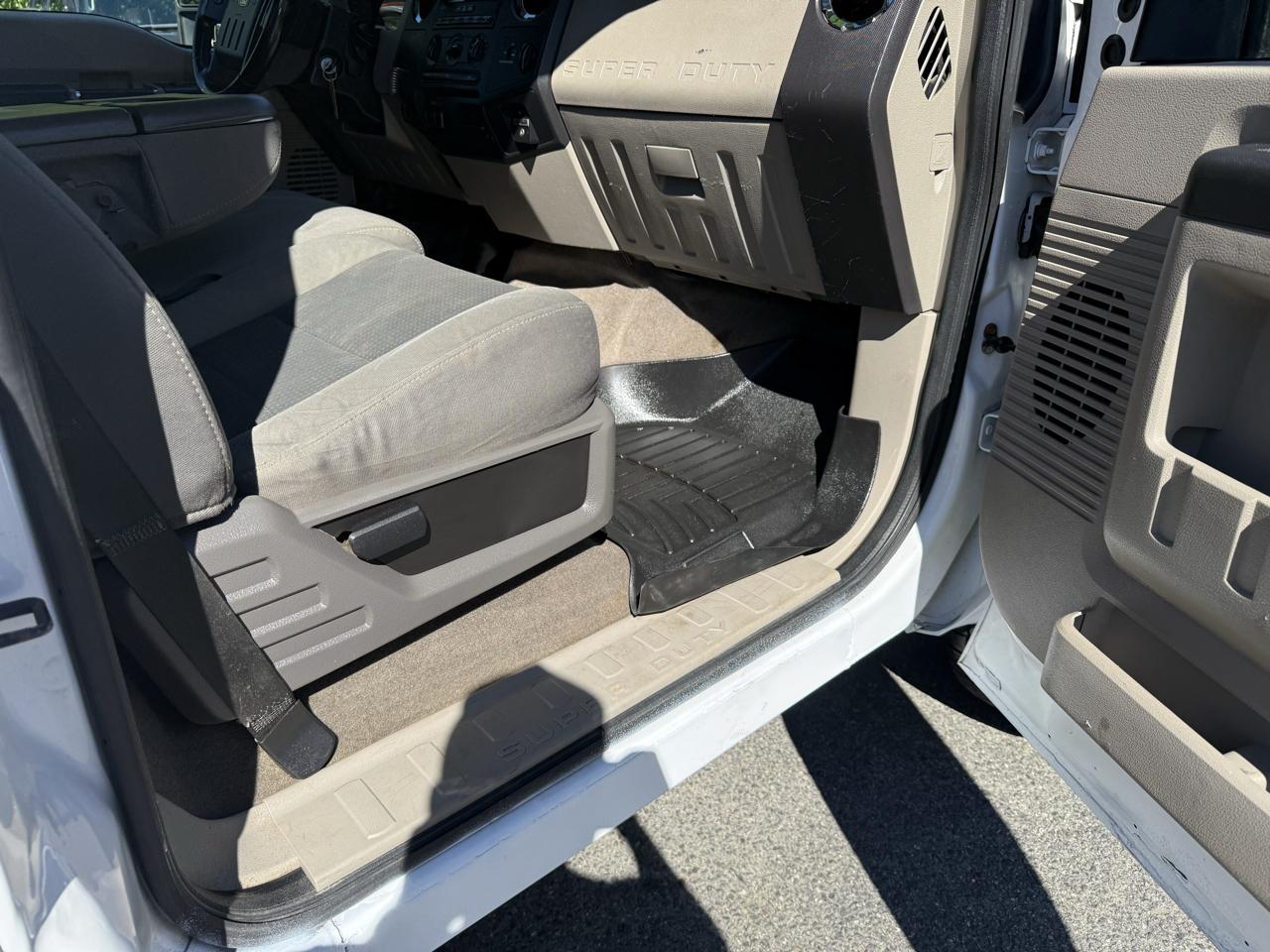Ford Super Duty F-250 SRW  2010