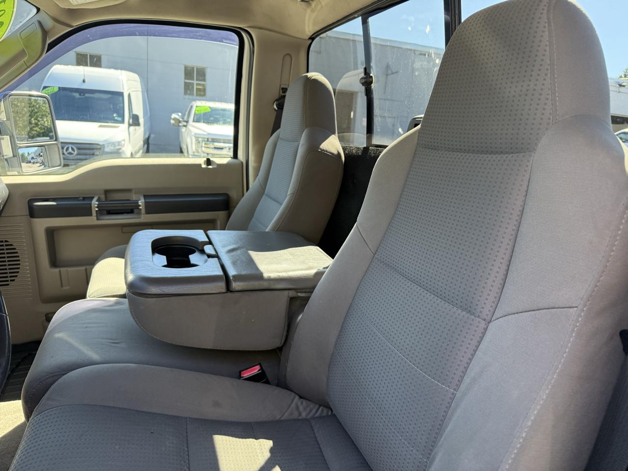Ford Super Duty F-250 SRW  2010