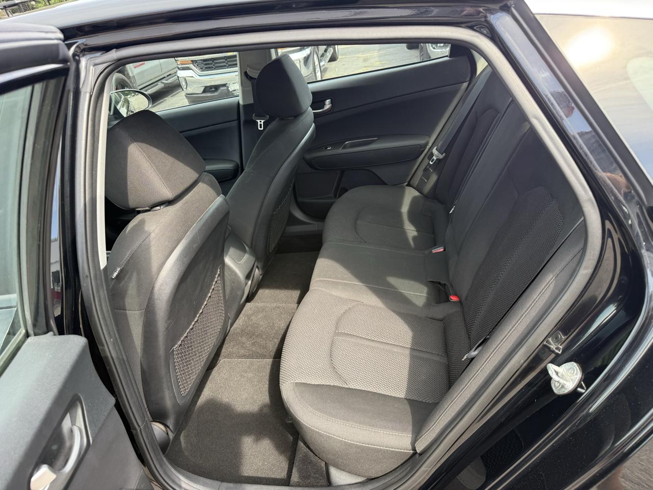 Kia Optima  2020
