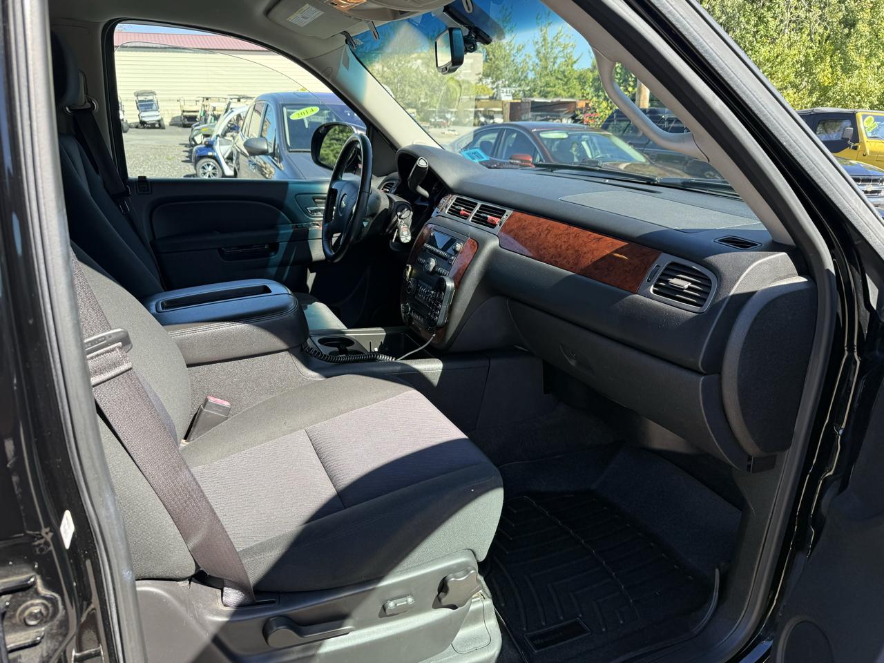 Chevrolet Tahoe  2013