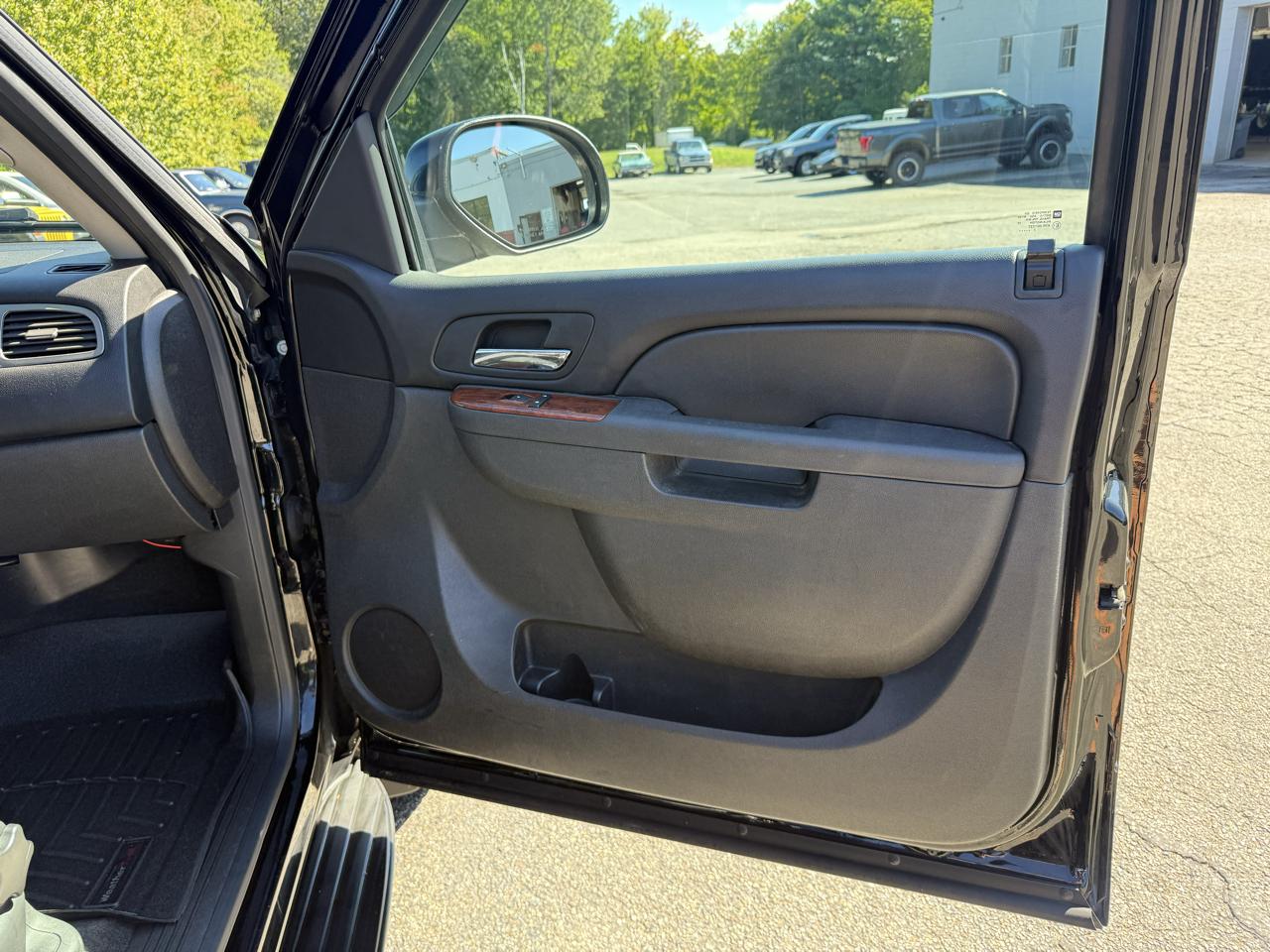 Chevrolet Tahoe  2013