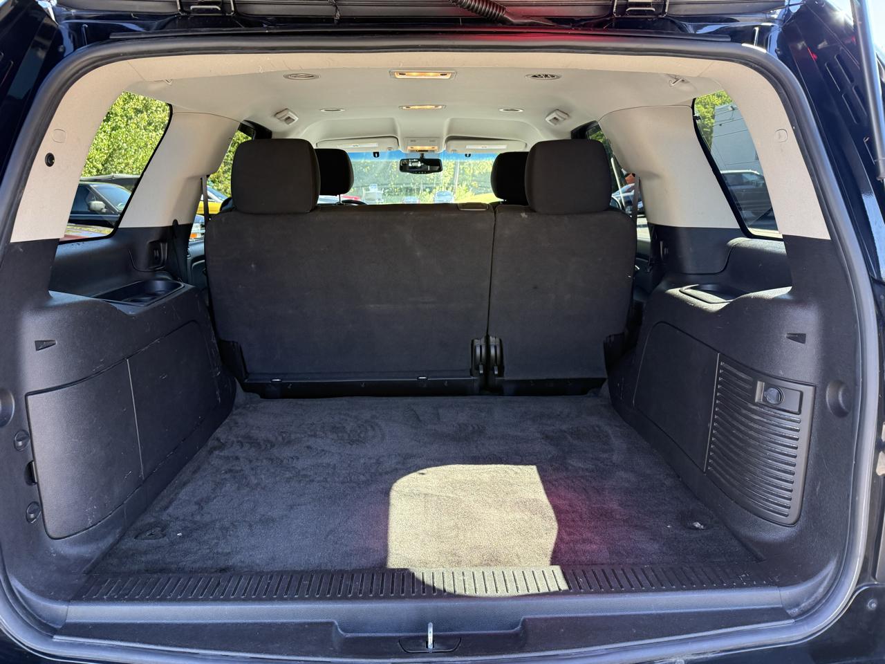 Chevrolet Tahoe  2013