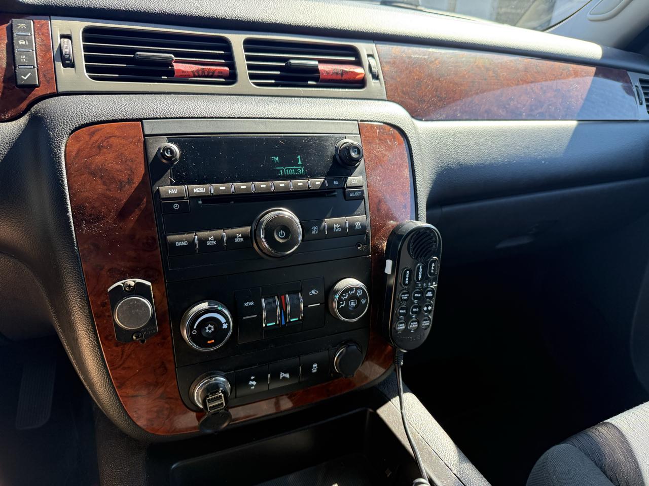 Chevrolet Tahoe  2013