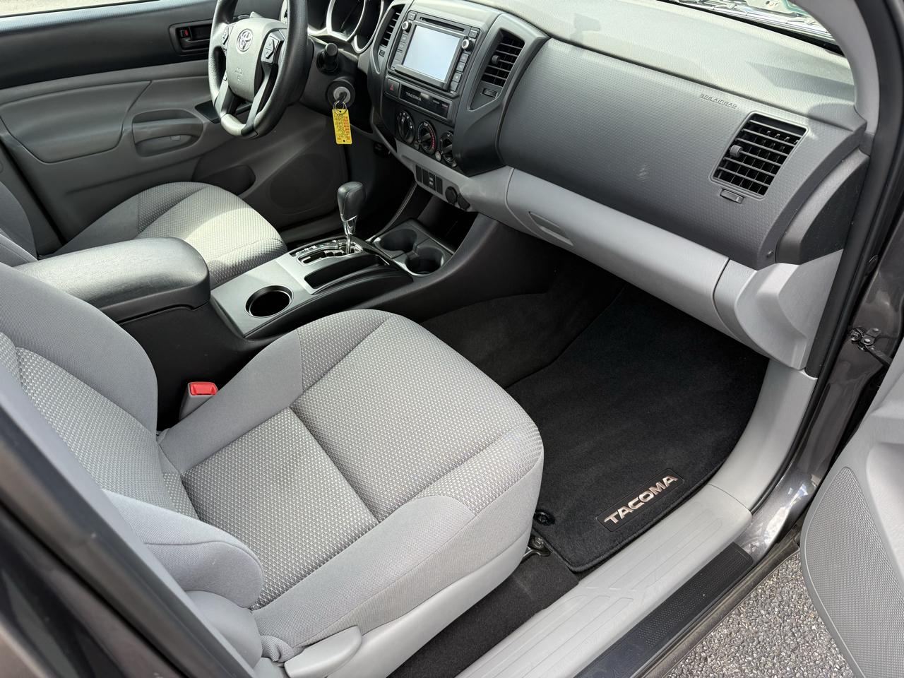 Toyota Tacoma  2015