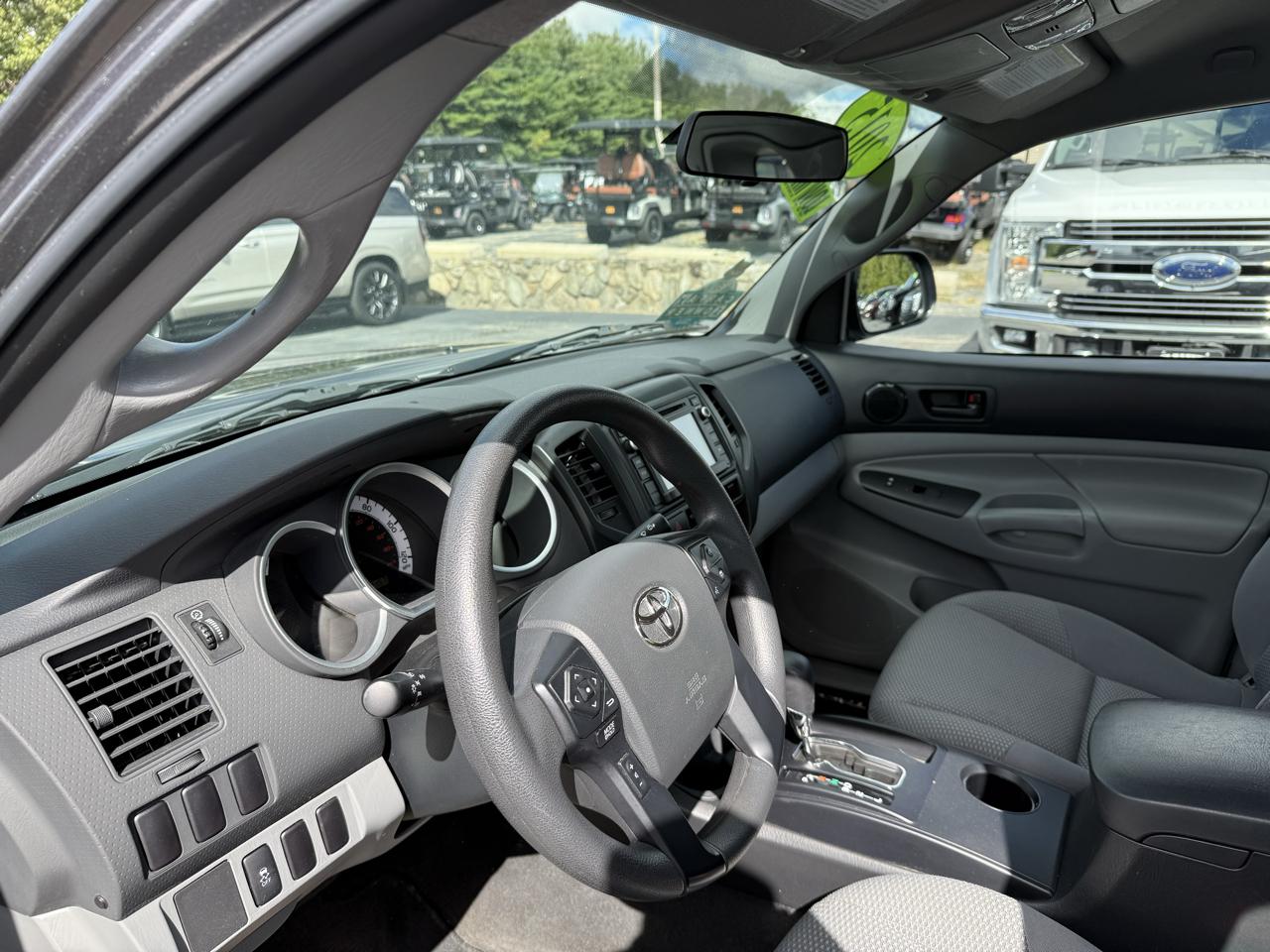 Toyota Tacoma  2015