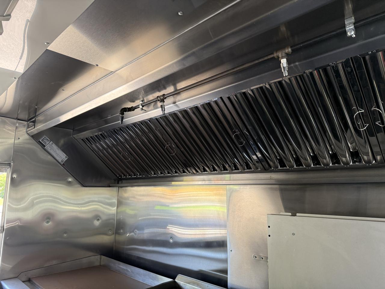 Ford Econoline Commercial Chassis  2006