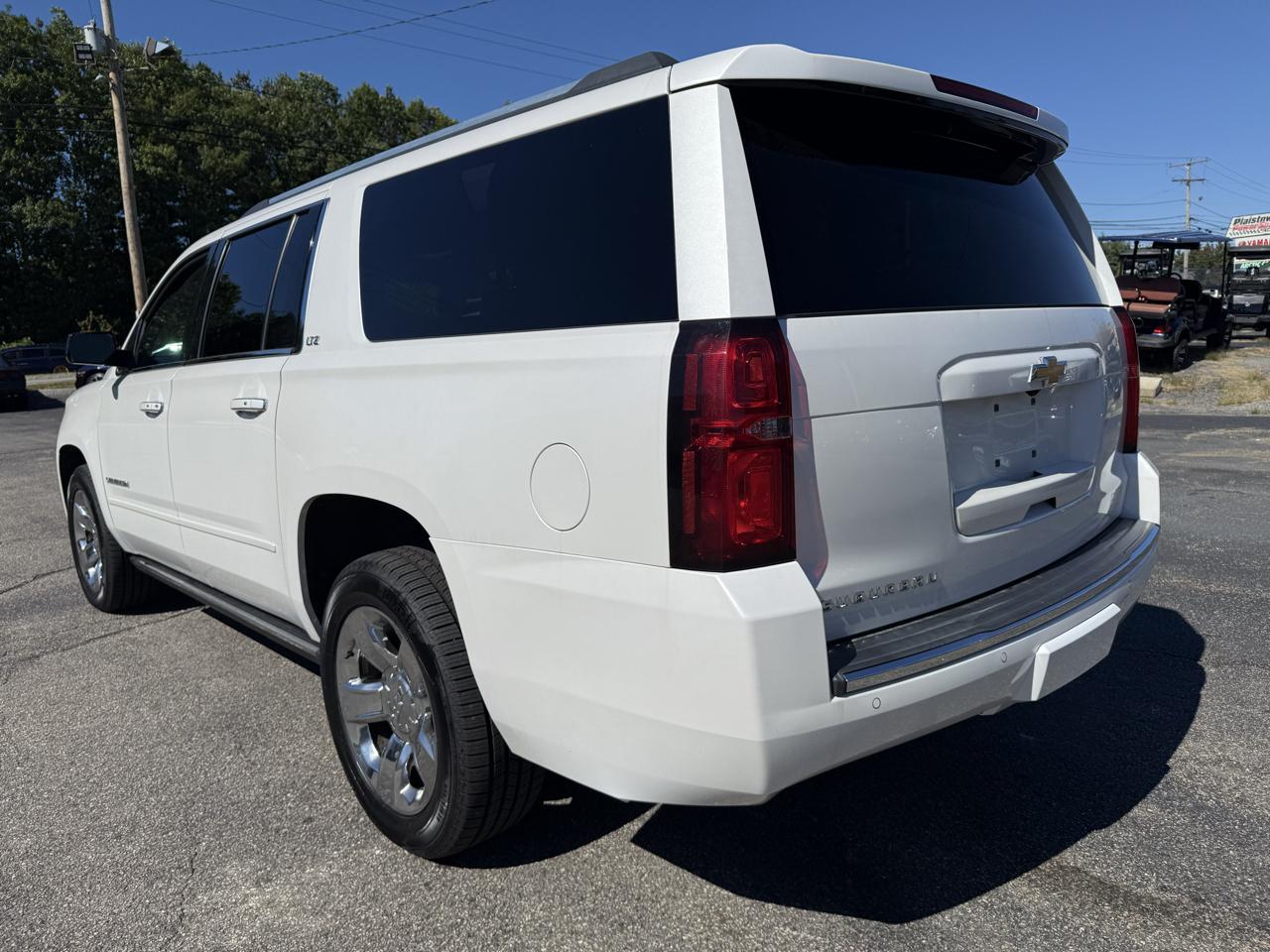 Chevrolet Suburban  2016