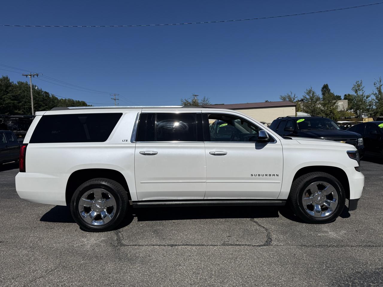 Chevrolet Suburban  2016