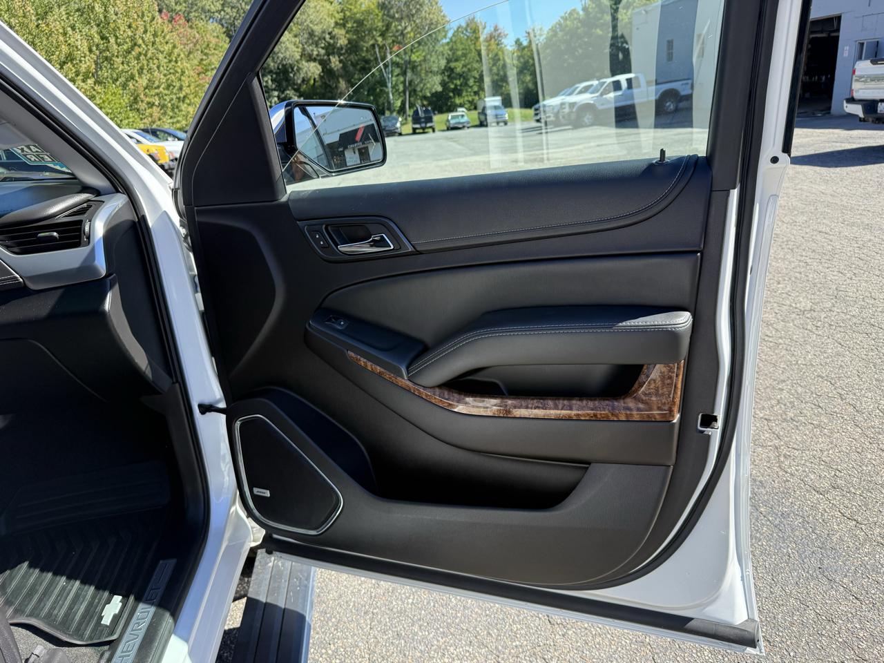 Chevrolet Suburban  2016
