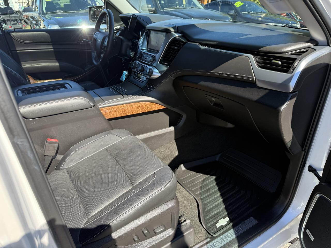 Chevrolet Suburban  2016