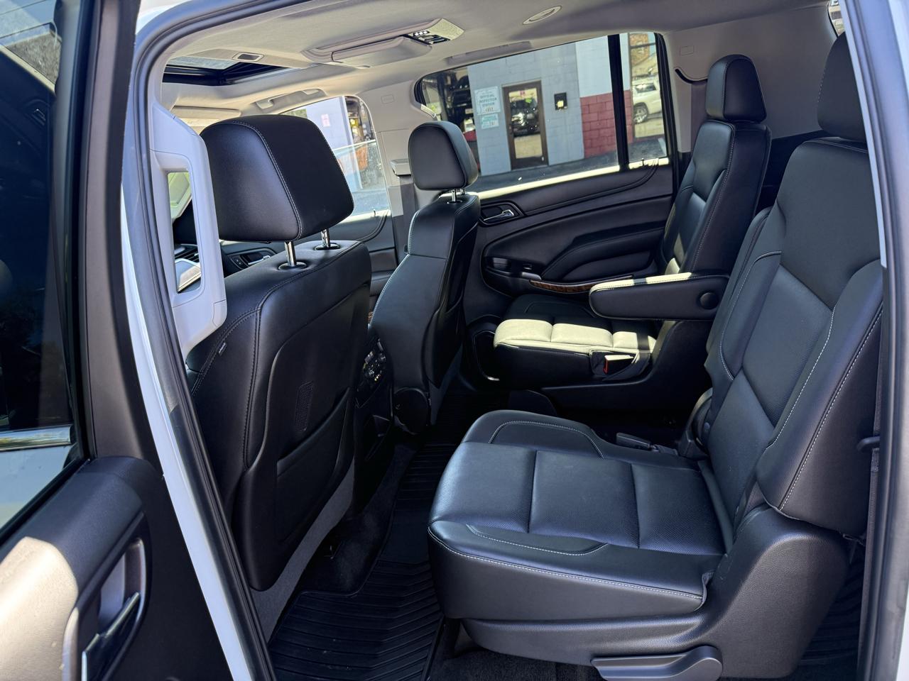 Chevrolet Suburban  2016