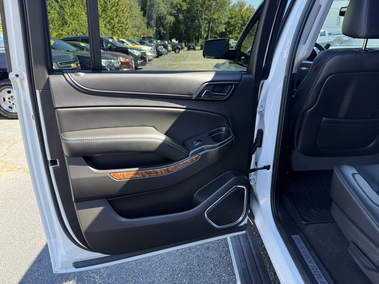 Chevrolet Suburban  2016