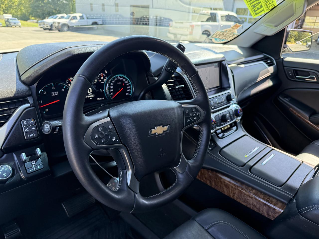 Chevrolet Suburban  2016