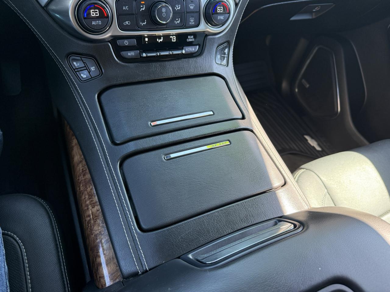 Chevrolet Suburban  2016