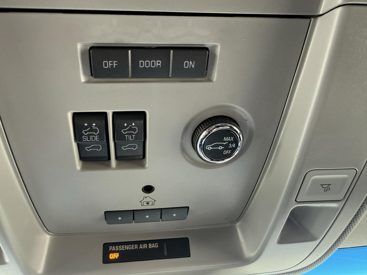 Chevrolet Suburban  2016