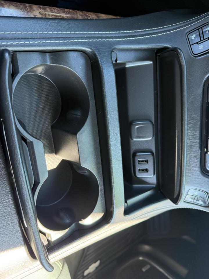 Chevrolet Suburban  2016
