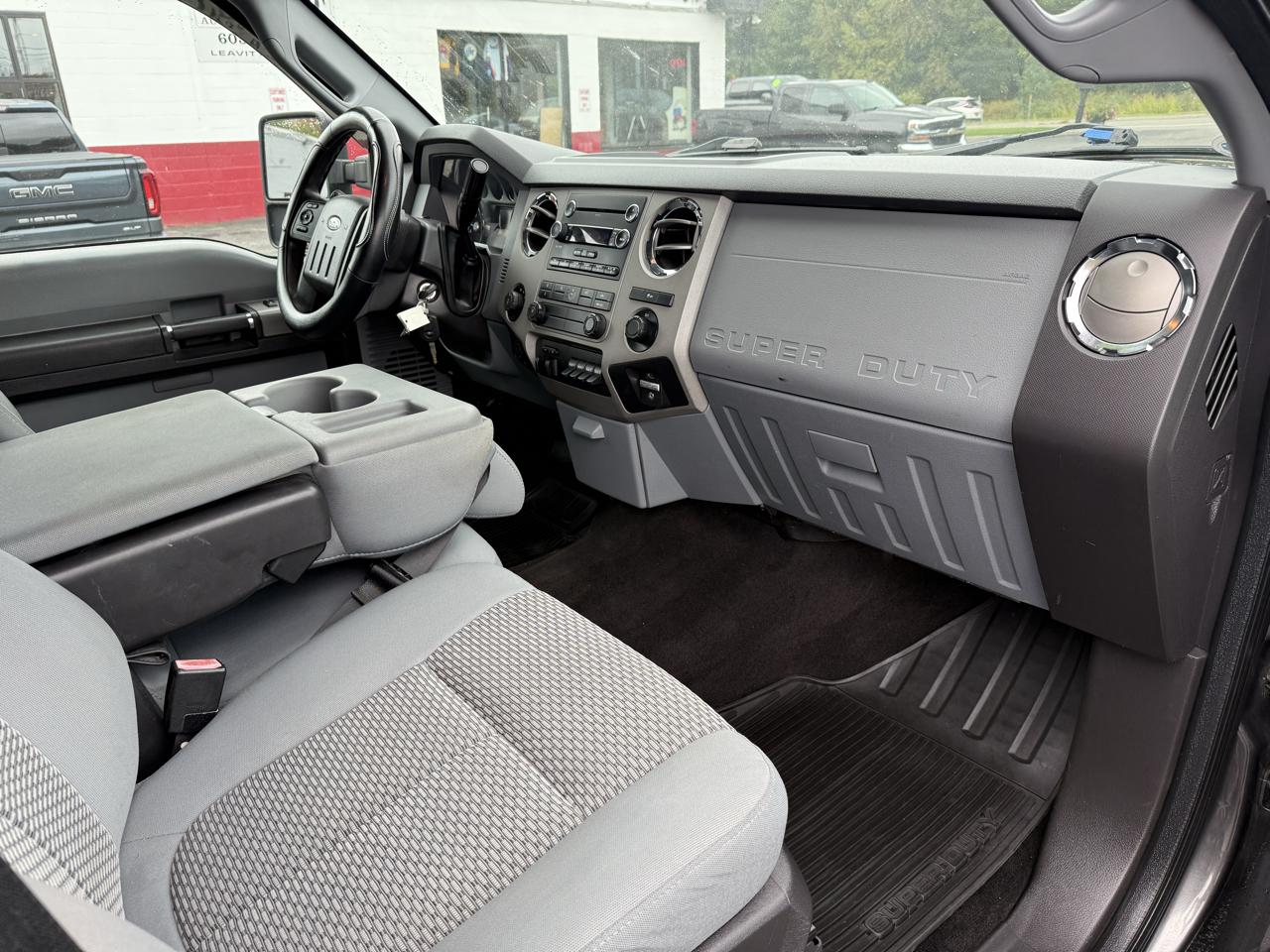 Ford Super Duty F-350 SRW  2015