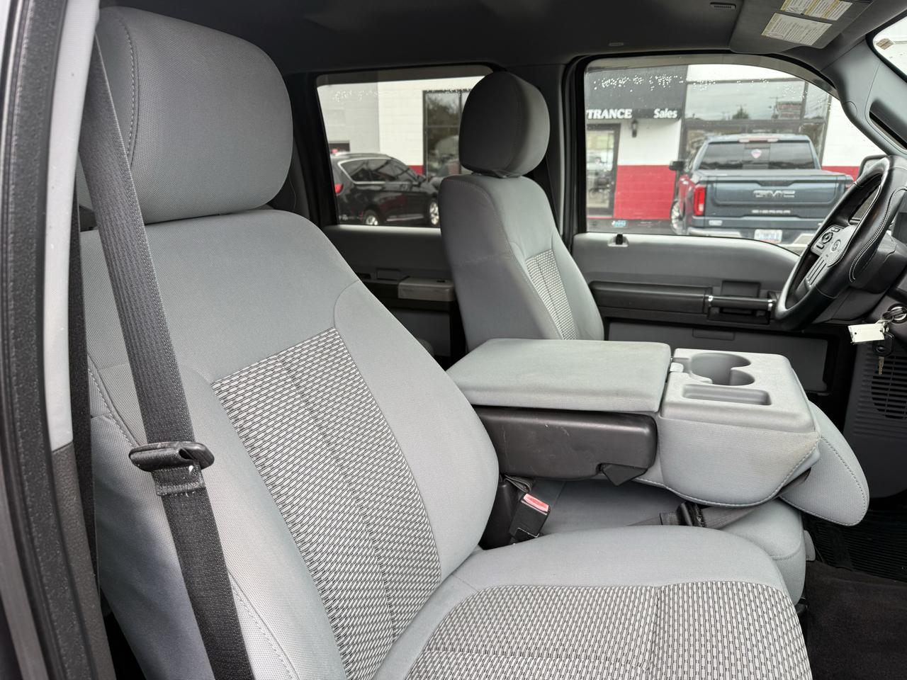 Ford Super Duty F-350 SRW  2015