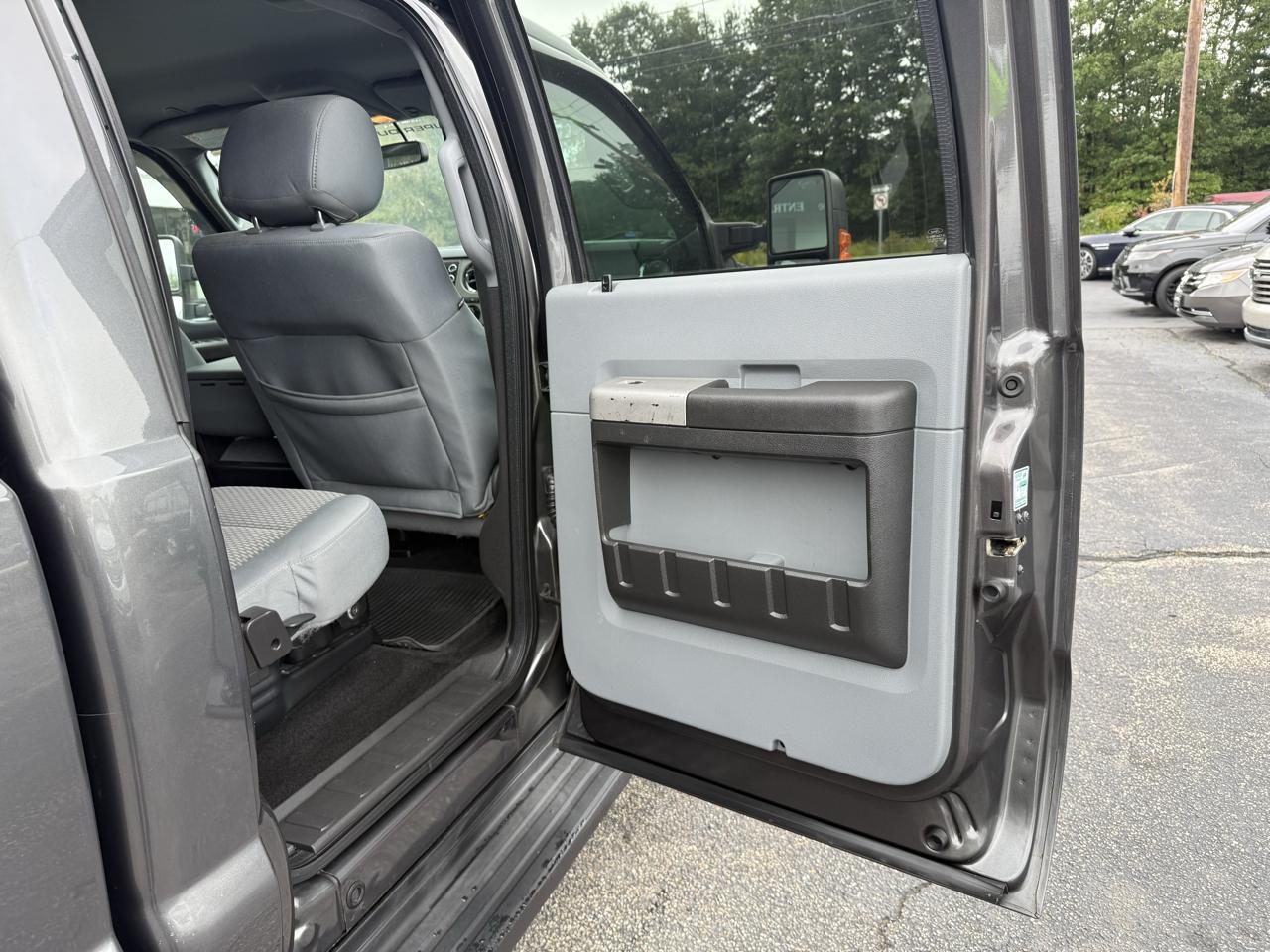 Ford Super Duty F-350 SRW  2015