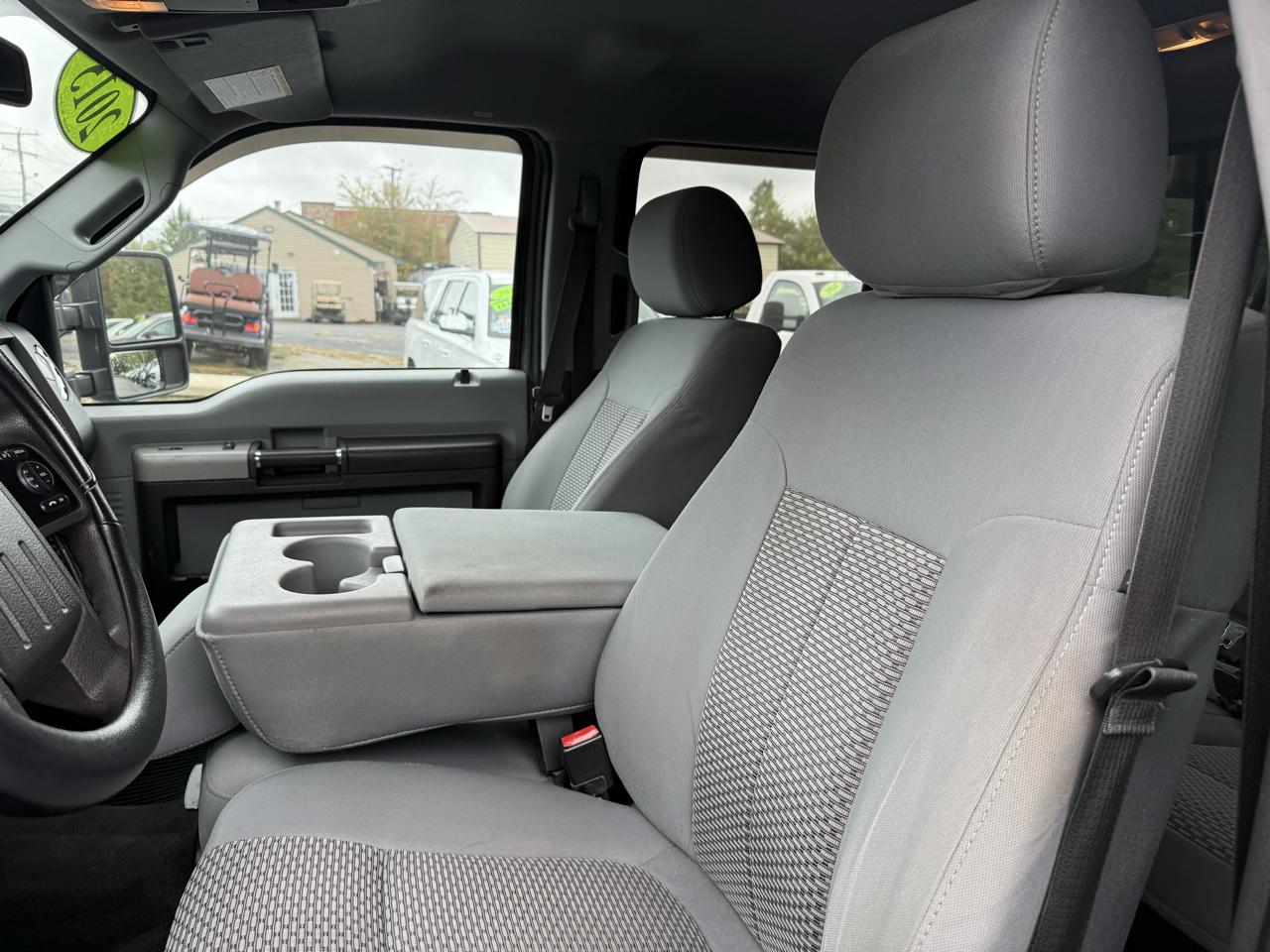 Ford Super Duty F-350 SRW  2015