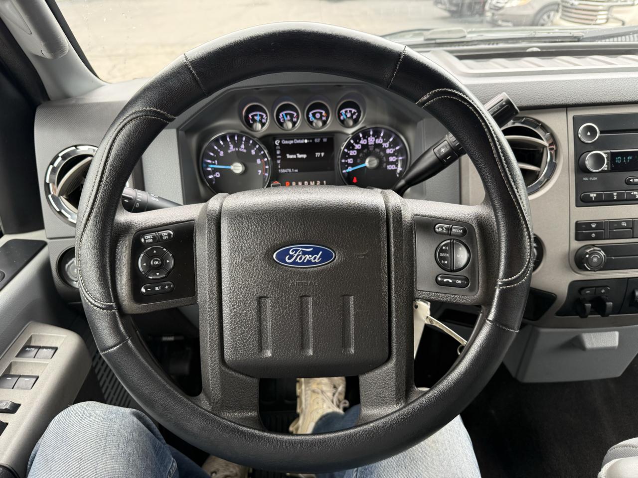 Ford Super Duty F-350 SRW  2015
