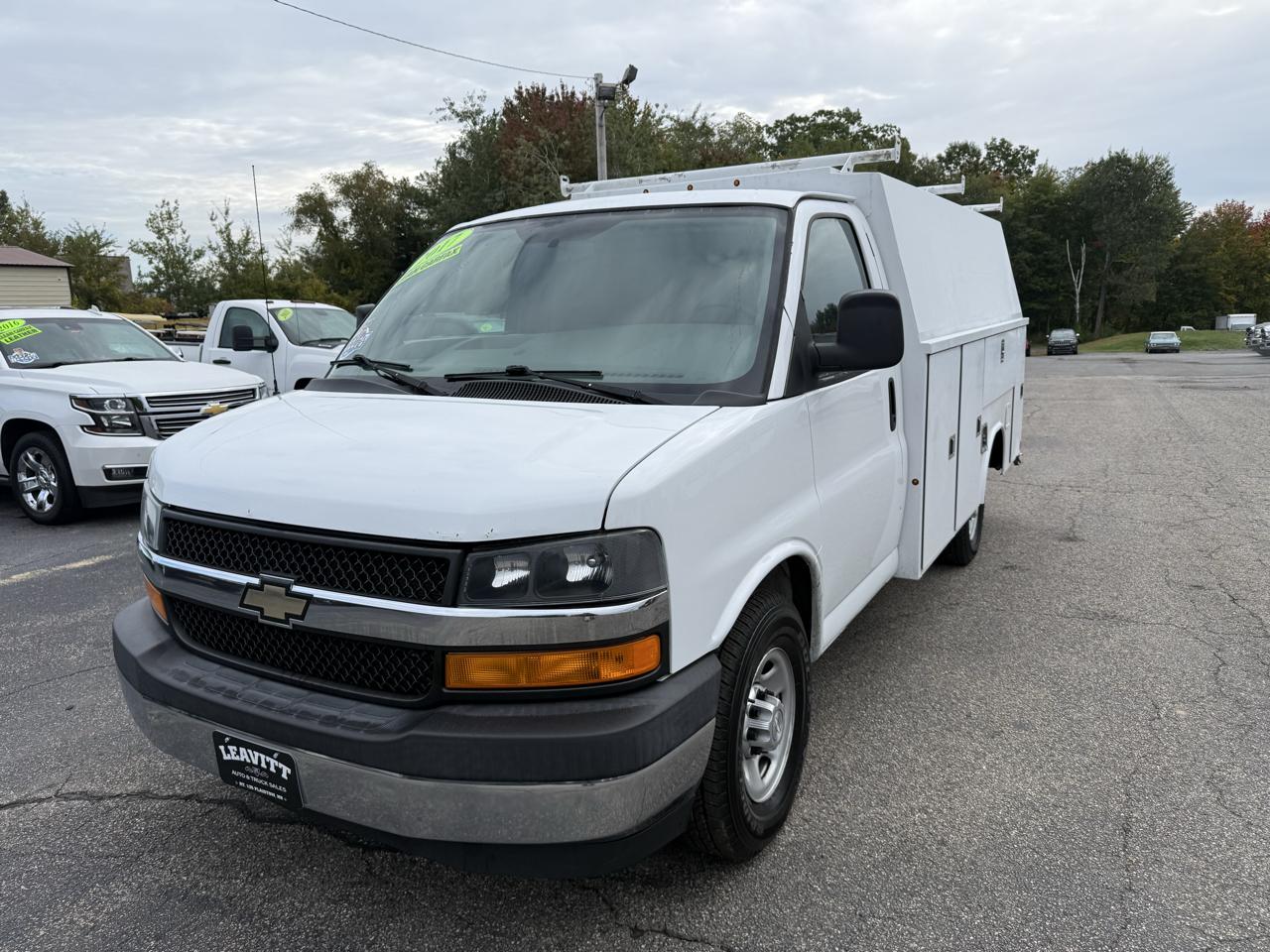 Chevrolet Express Commercial Cutaway  2017
