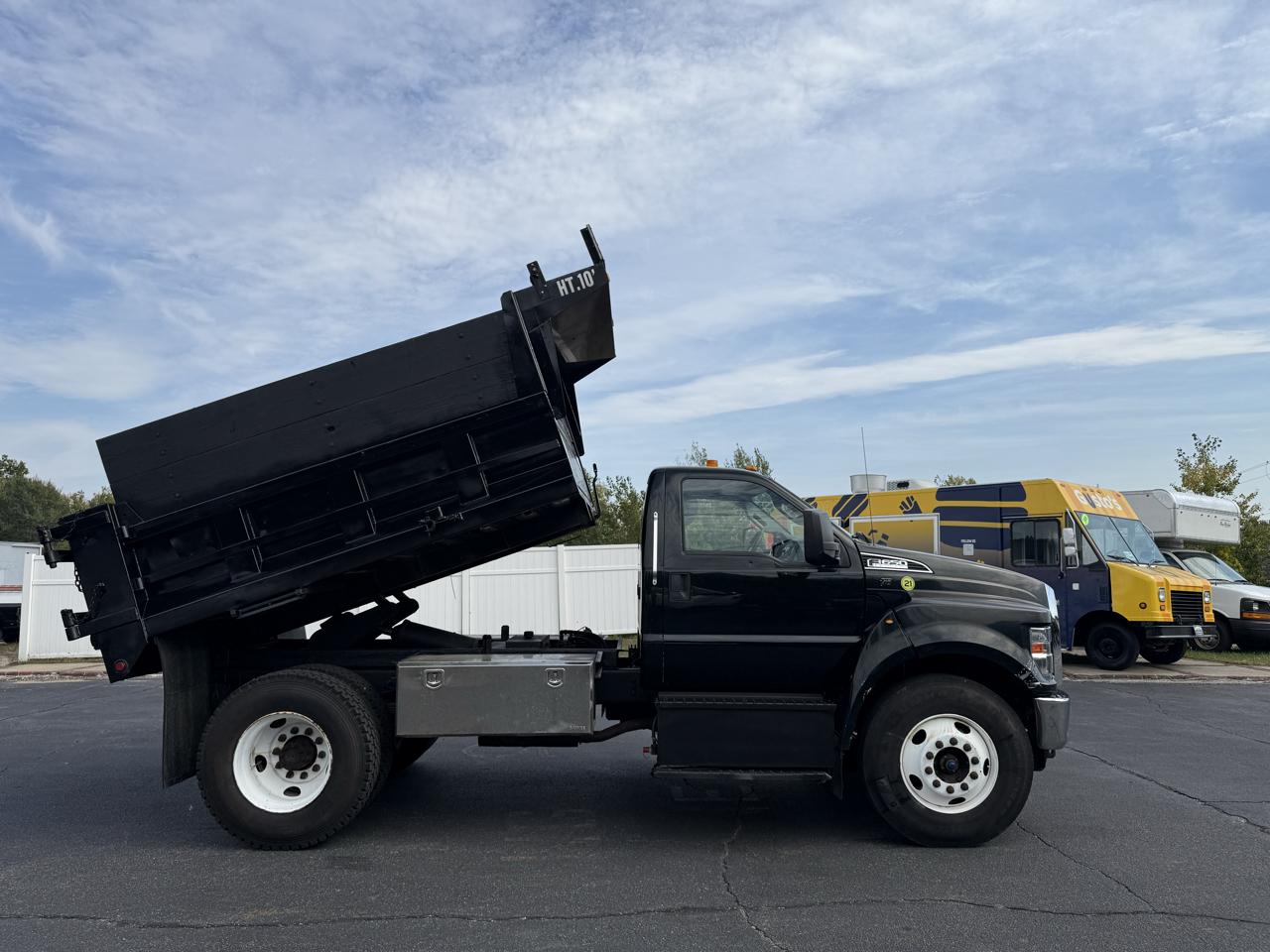 Ford F-650  2019