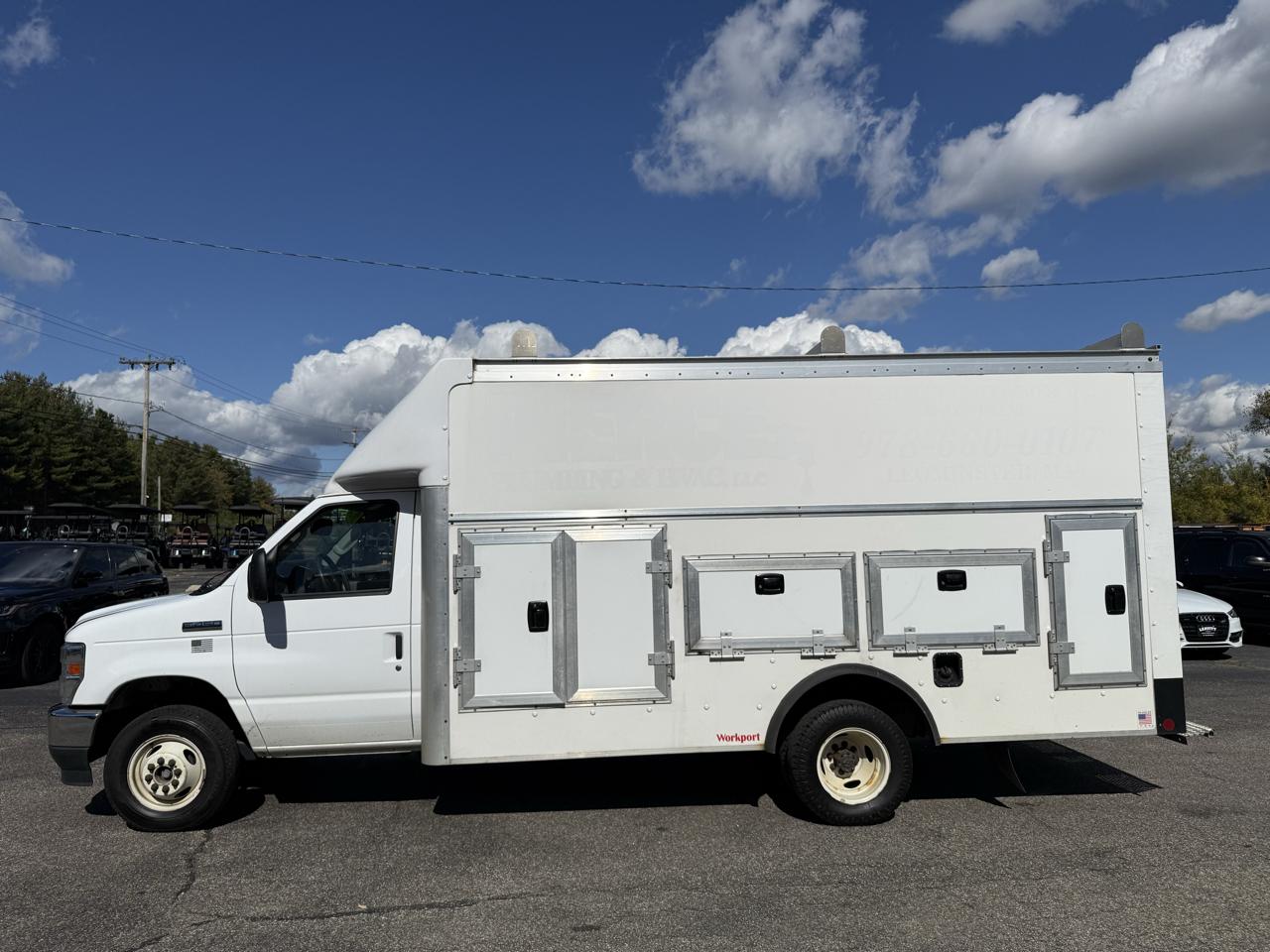 Ford E-Series Cutaway  2024