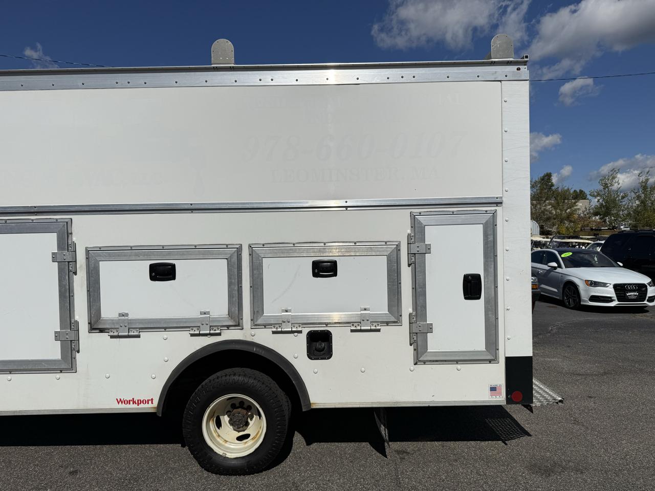 Ford E-Series Cutaway  2024