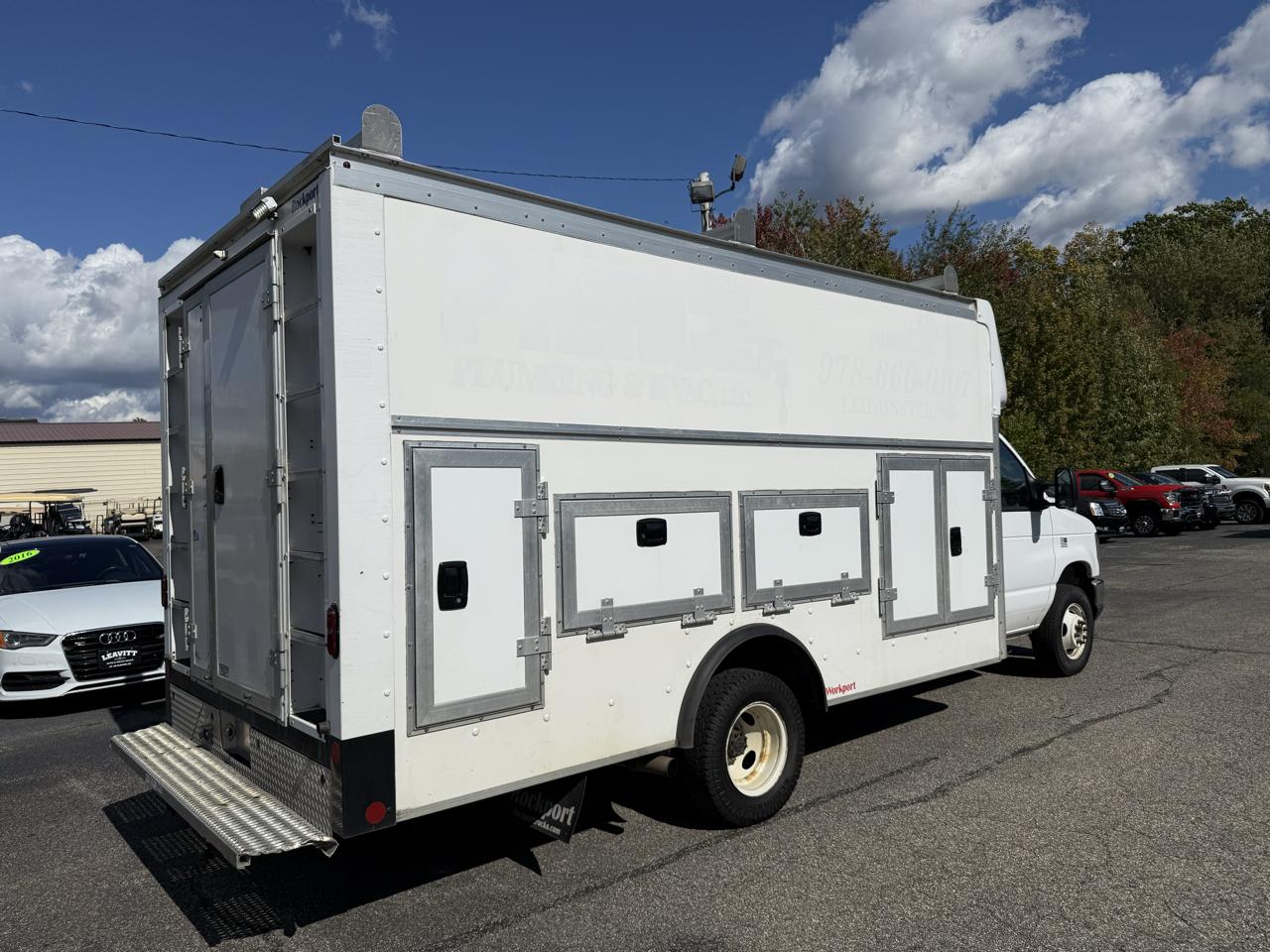 Ford E-Series Cutaway  2024