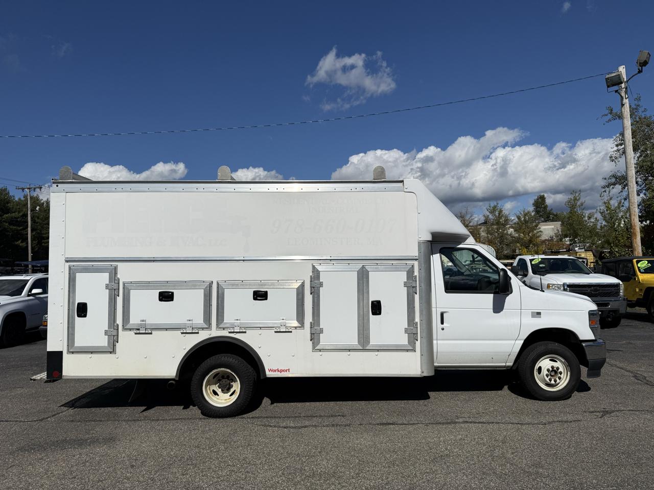 Ford E-Series Cutaway  2024