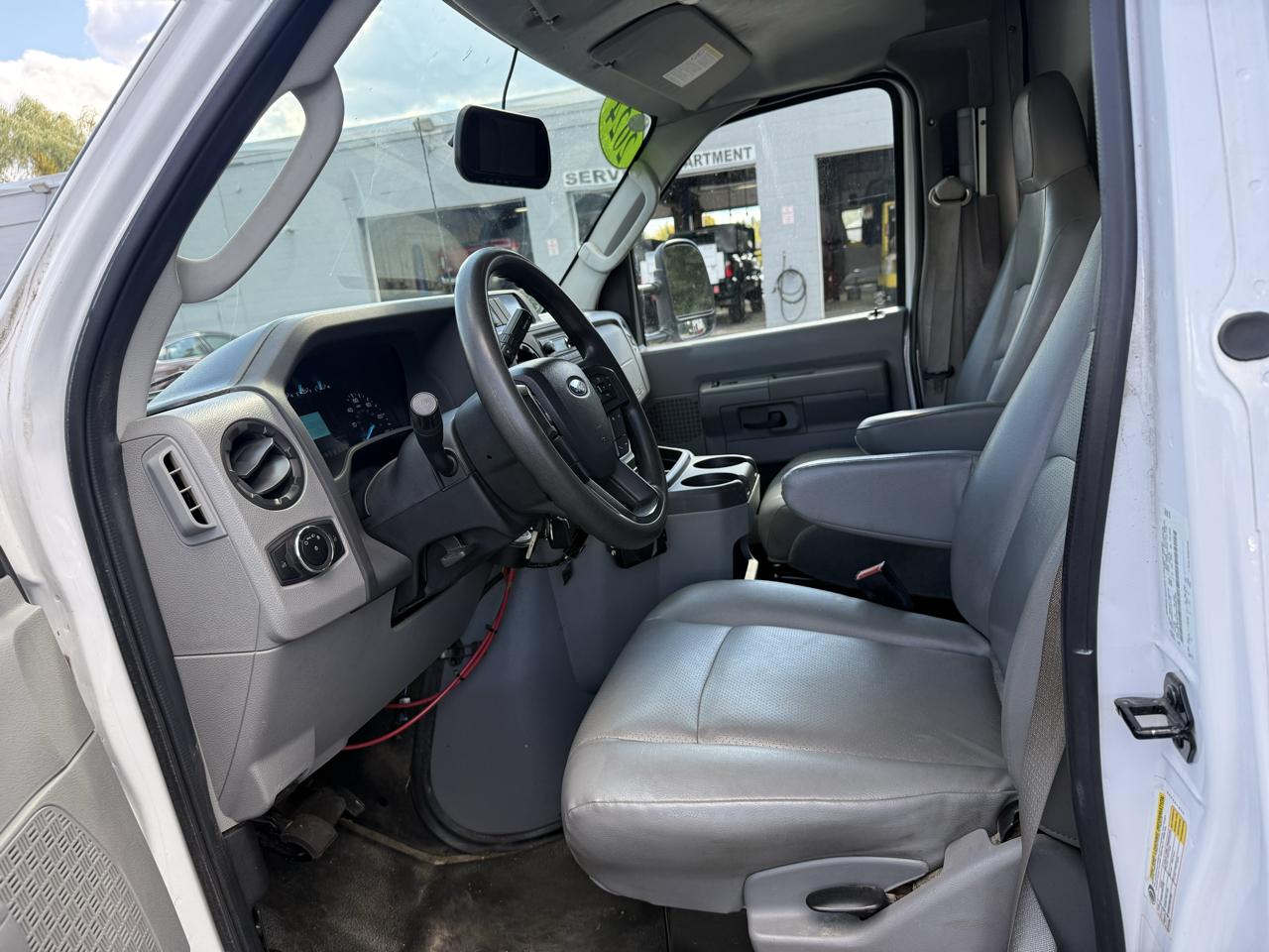 Ford E-Series Cutaway  2024