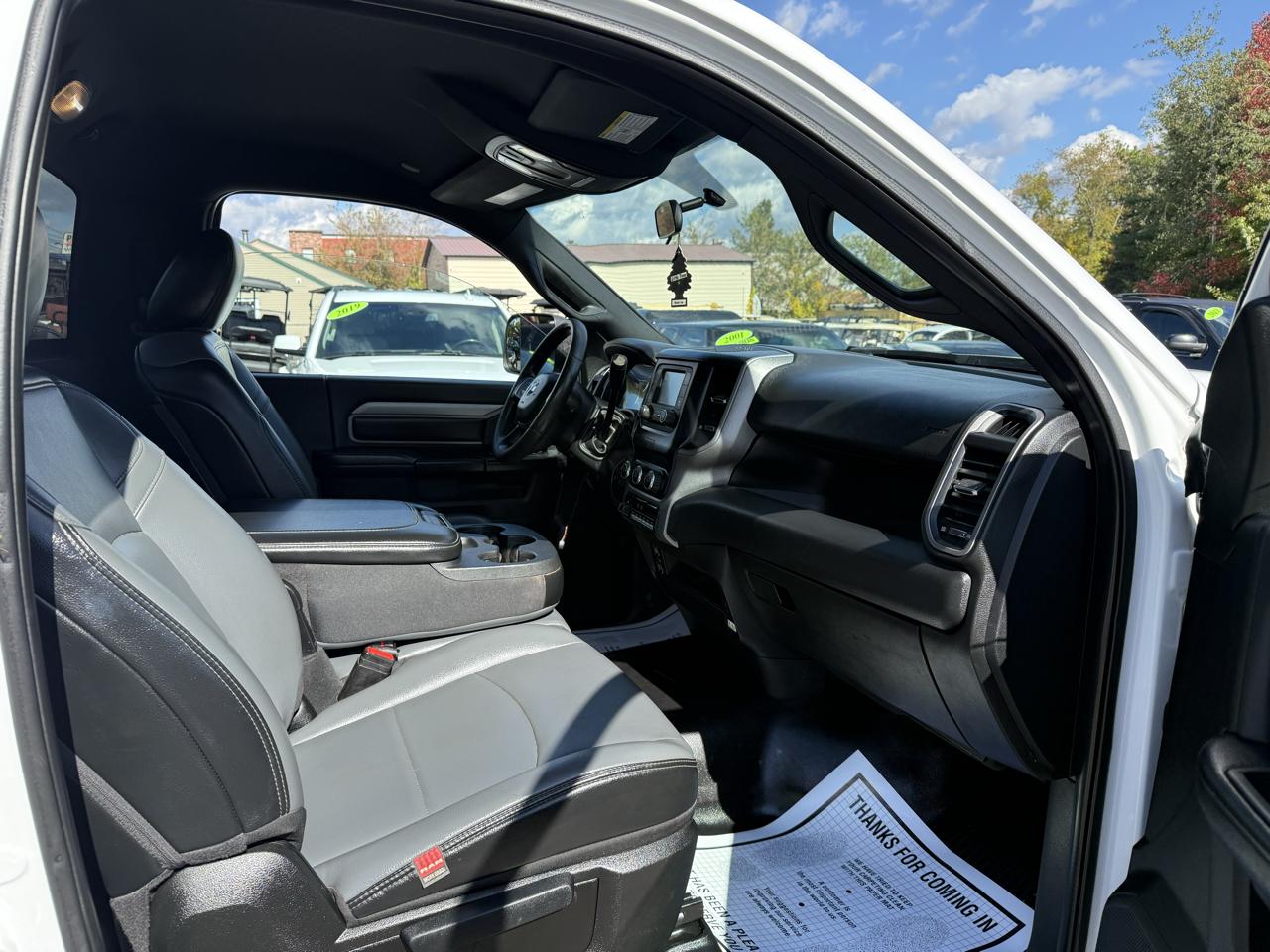 RAM 3500 Chassis Cab  2021