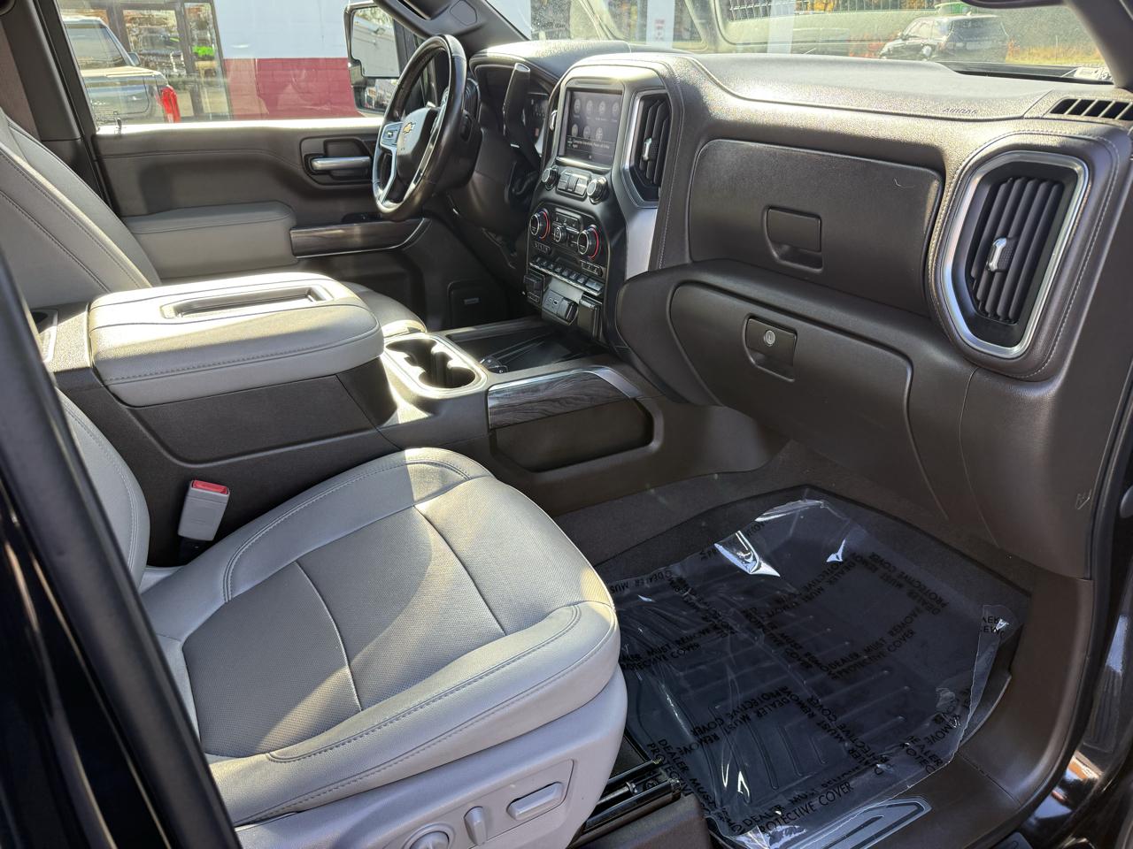 Chevrolet Silverado 2500HD  2021