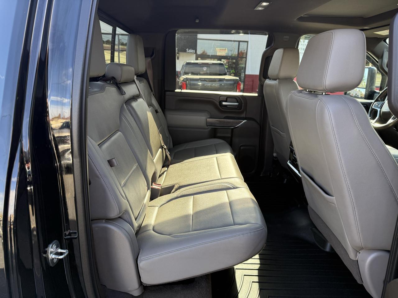 Chevrolet Silverado 2500HD  2021