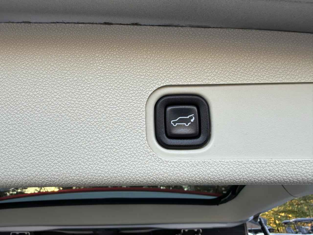 Cadillac Escalade  2010