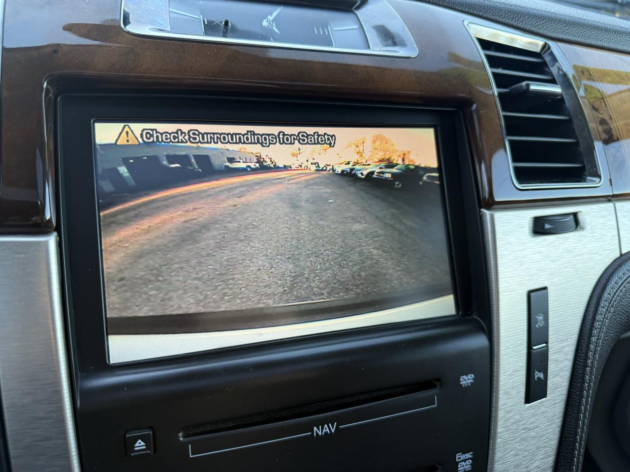 Cadillac Escalade  2010