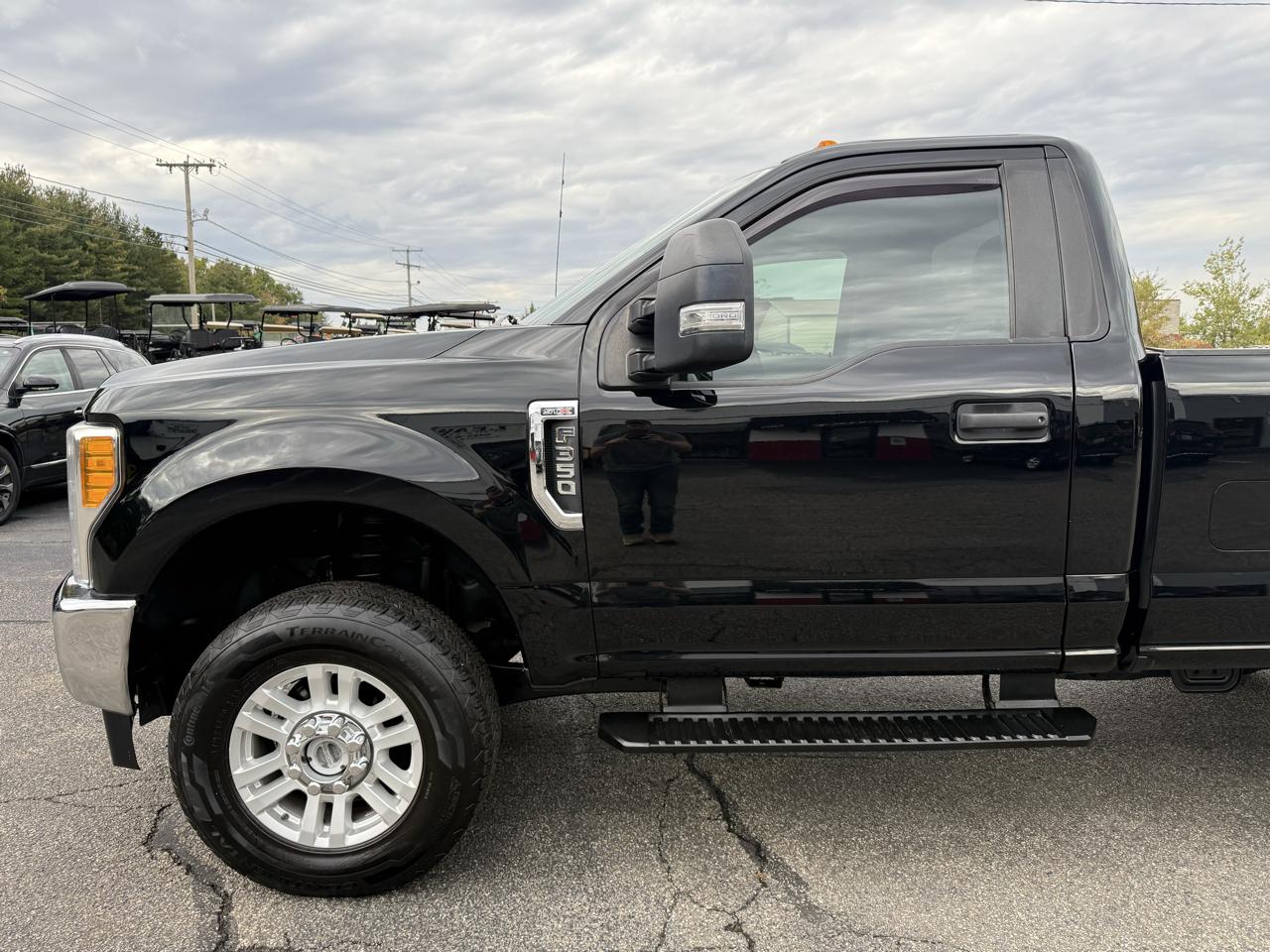 Ford Super Duty F-350 SRW  2017