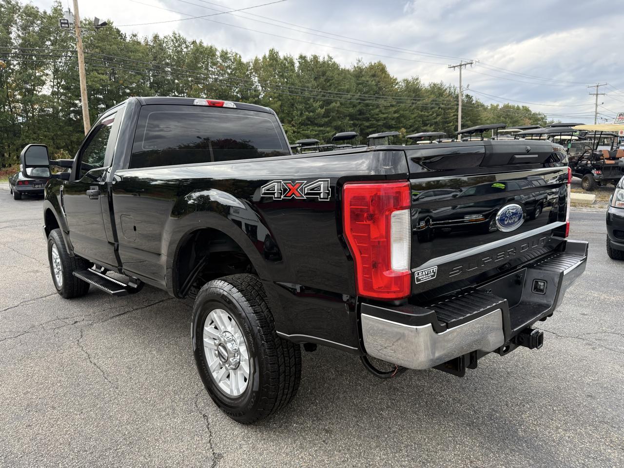 Ford Super Duty F-350 SRW  2017