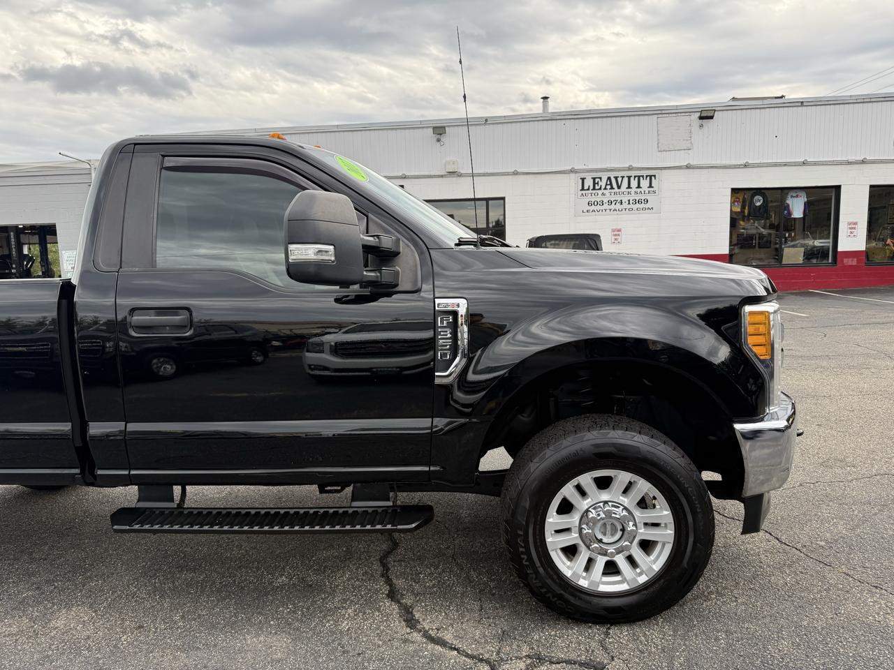 Ford Super Duty F-350 SRW  2017