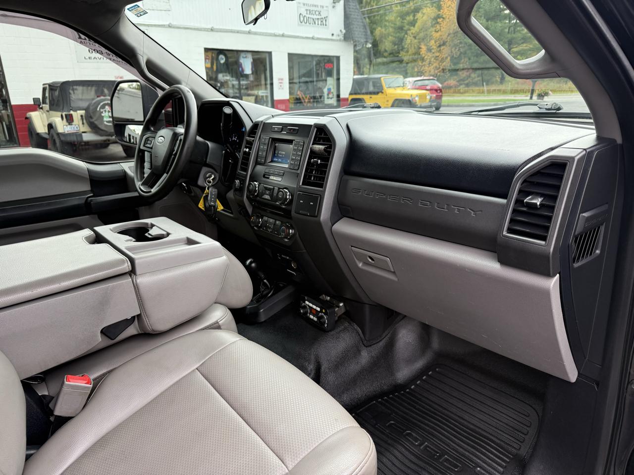Ford Super Duty F-350 SRW  2017