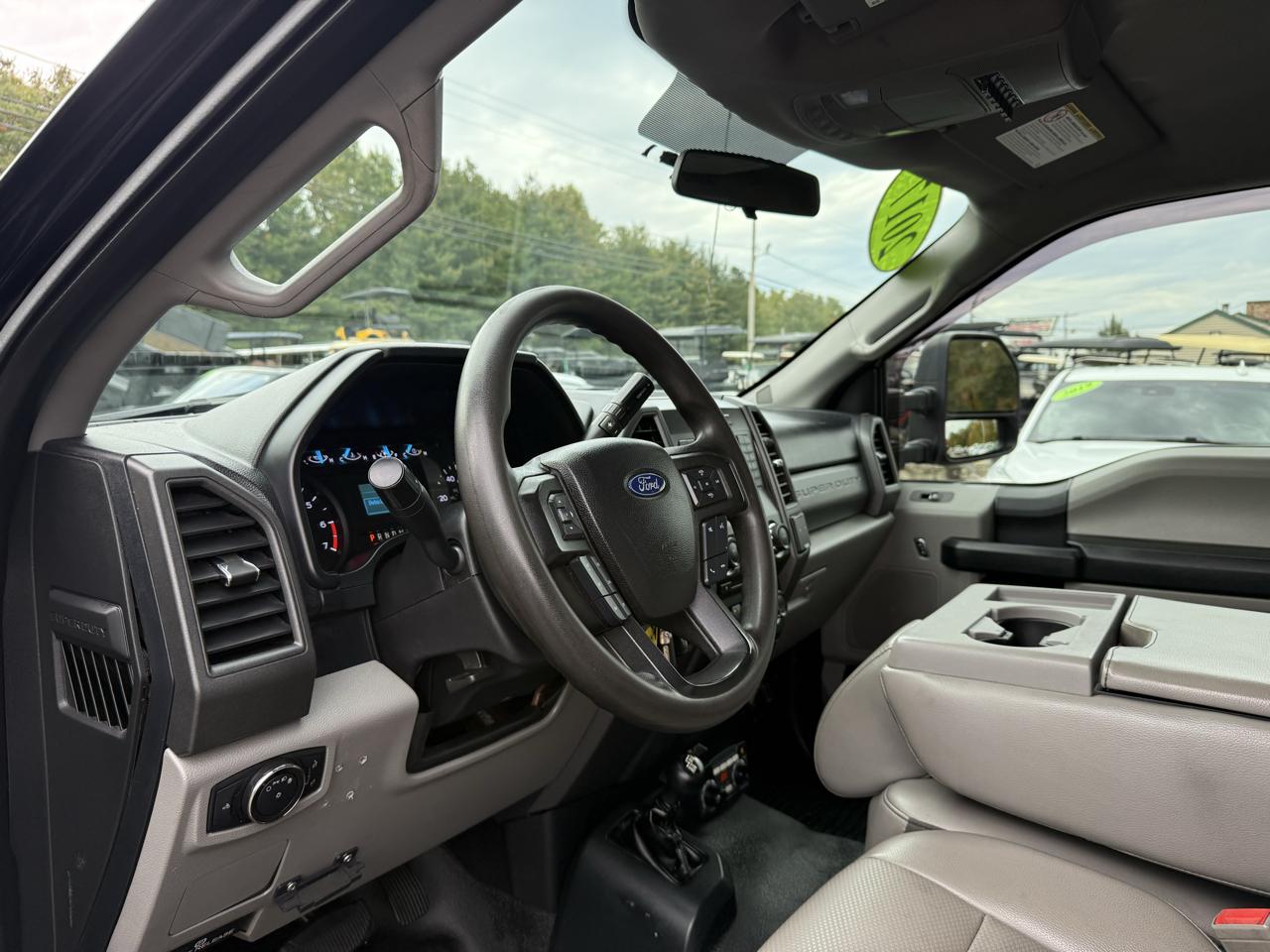 Ford Super Duty F-350 SRW  2017