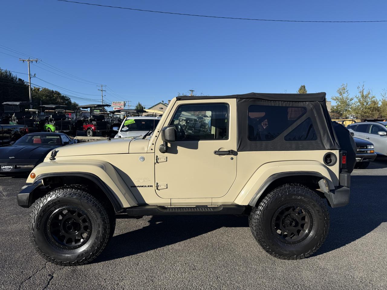 Jeep Wrangler  2011
