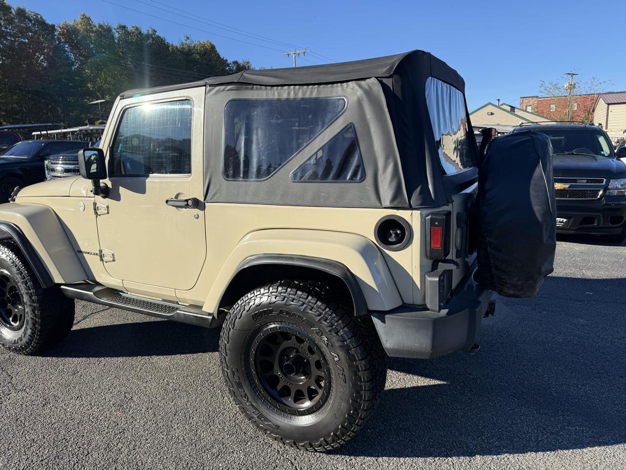 Jeep Wrangler  2011