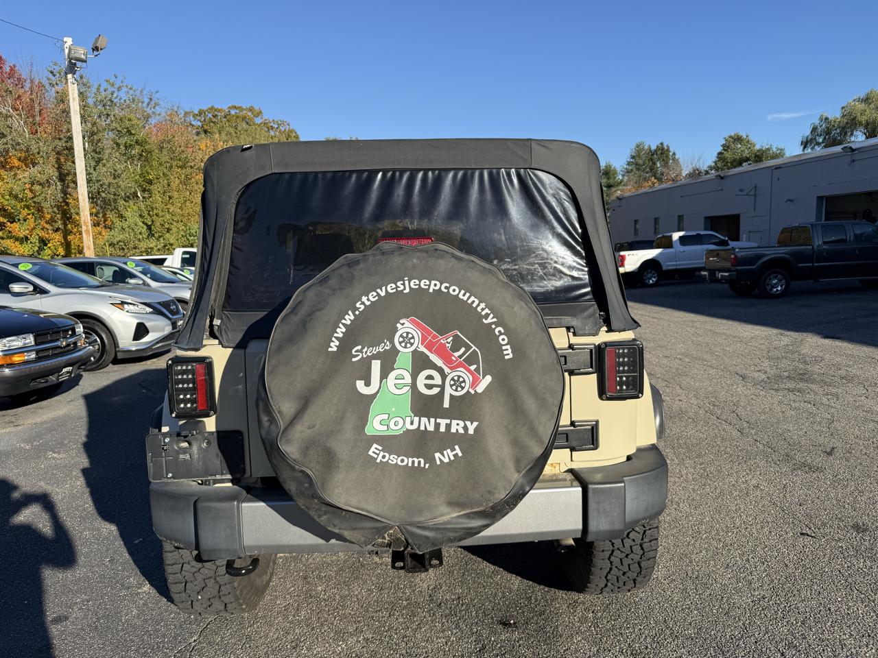 Jeep Wrangler  2011