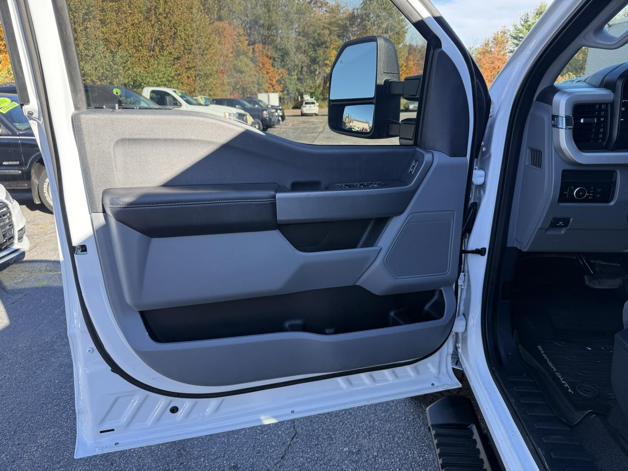 Ford Super Duty F-250 SRW  2024