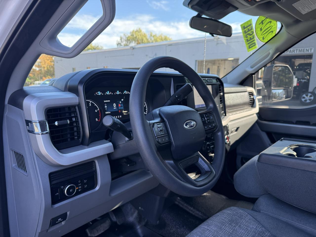 Ford Super Duty F-250 SRW  2024