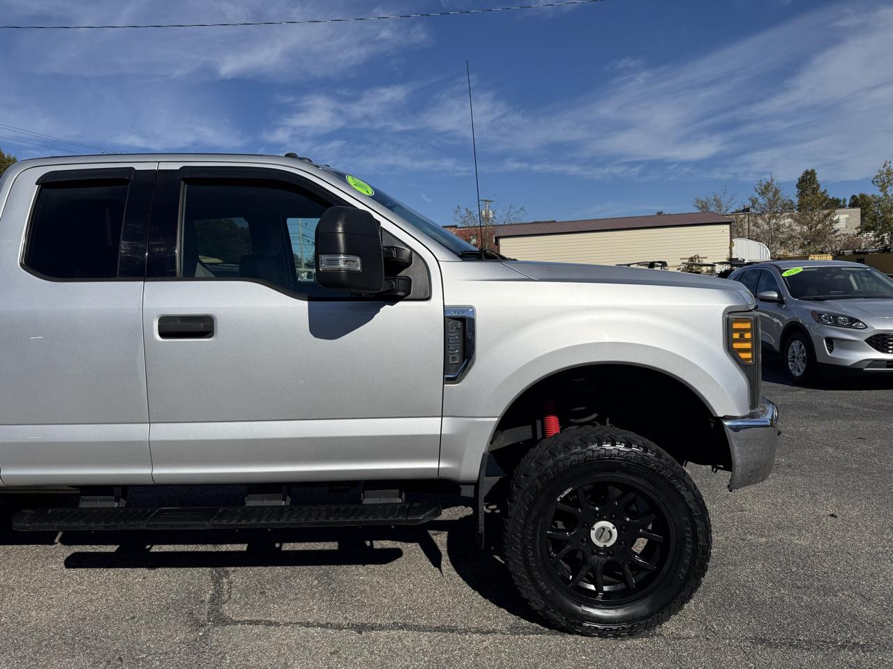 Ford Super Duty F-250 SRW  2017
