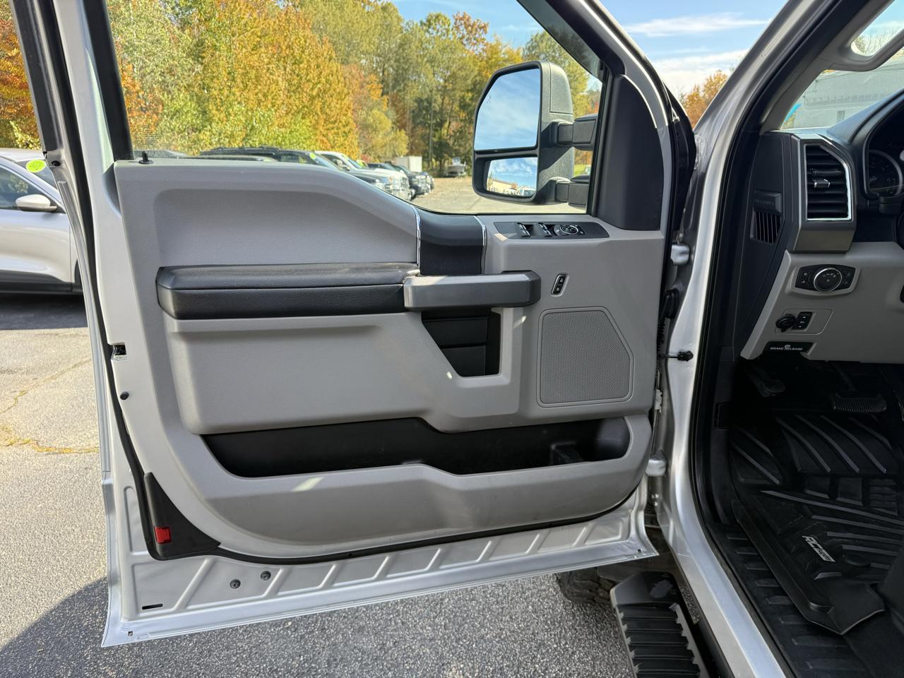 Ford Super Duty F-250 SRW  2017