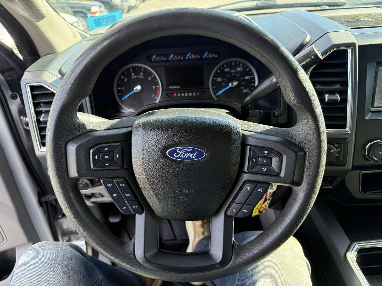 Ford Super Duty F-250 SRW  2017